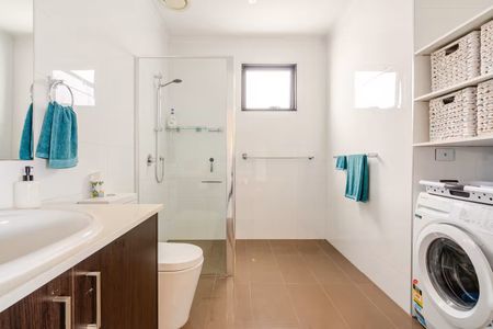 Seconds From the Sand - Photo 5