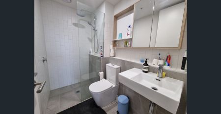 Great 2 Bedroom Apartment! - Photo 2