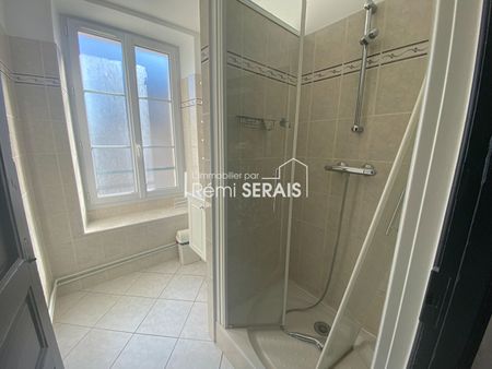 Location Maison 4 pièces 121m² - Photo 4