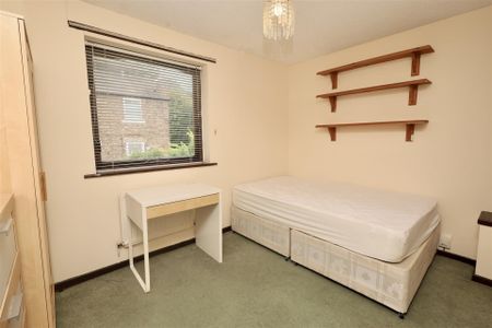 2 bedroom Student End of terrace house to rent in Windmill Court, Newcastle Upon Tyne - Photo 2
