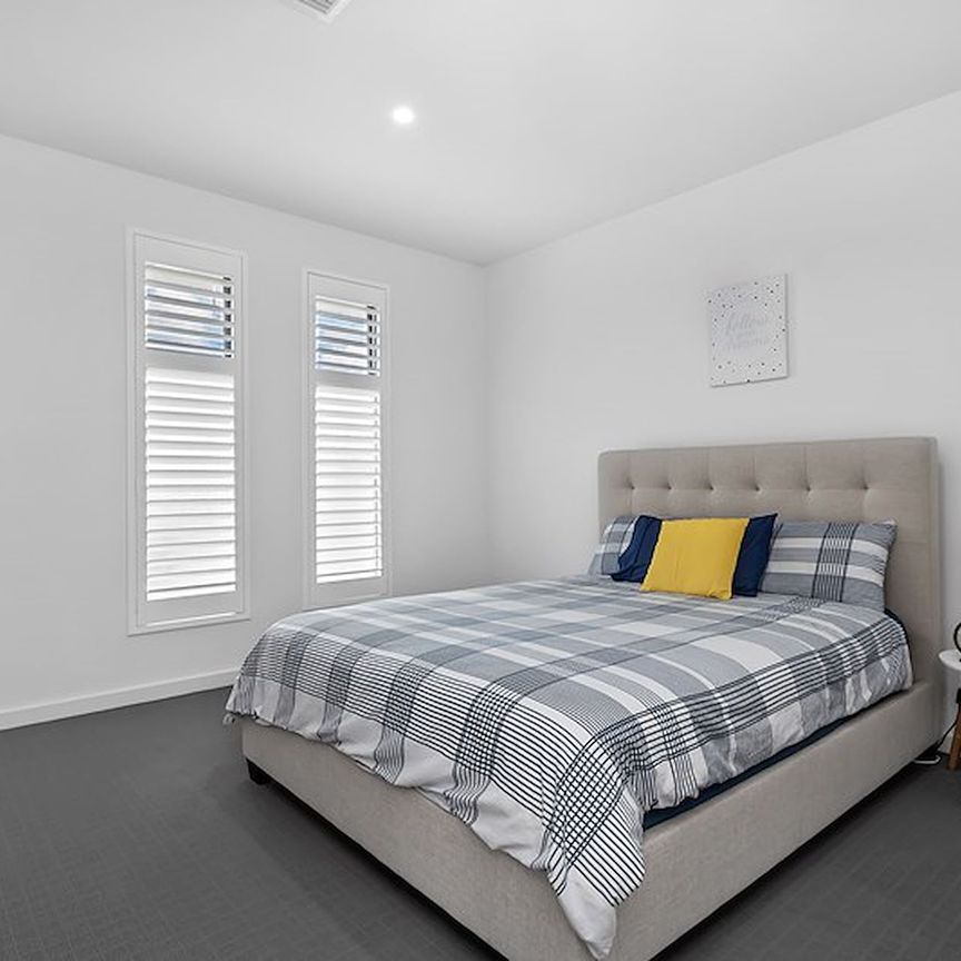 Unit 1/30 West Lakes Boulevard , - Photo 1