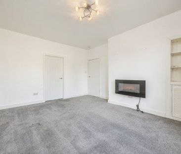 Abercrombie Place, Menstrie - Photo 5