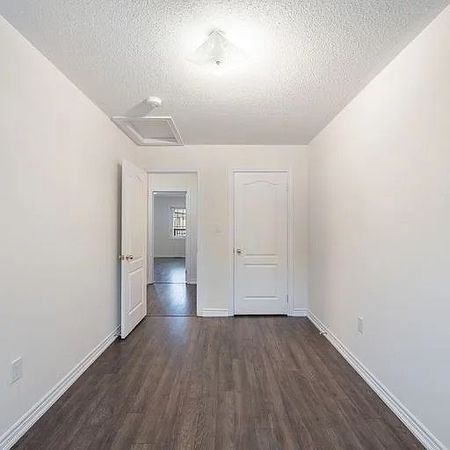 For Lease - 31 Shiff Crescent, Brampton, Ontario - Photo 2