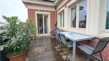 Modern lichtrijk 1-slaapkamerappartement + Terras te huur in Brugge - Photo 3