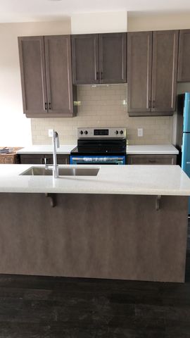 For Lease - 35 Midhurst Heights Unit# 19, Hamilton, Ontario - Photo 2