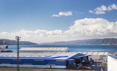 Prime Location - 4-Bedroom Home in Thorndon Quay, Pipitea - Photo 2