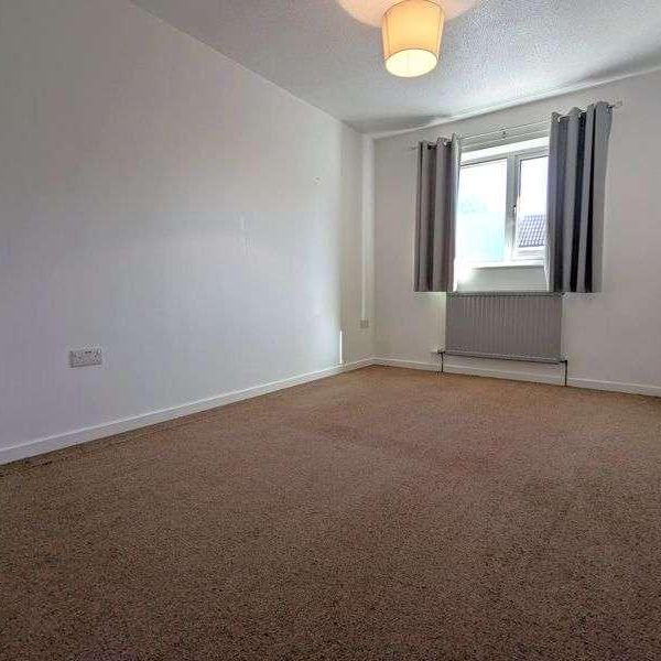 Brookthorpe Close, Gloucester, GL4 - Photo 1