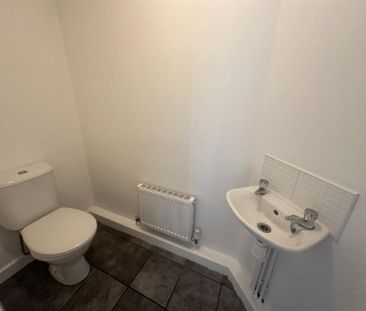 2 Bedroom Apartment To Let - Photo 4