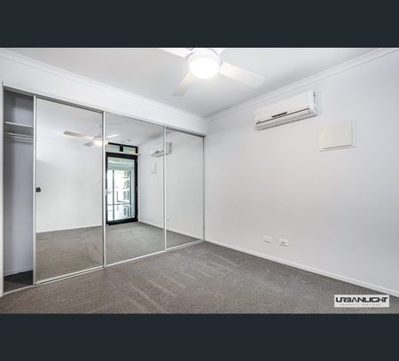 702/70 Victoria Street, West End, Qld 4101 - Photo 4