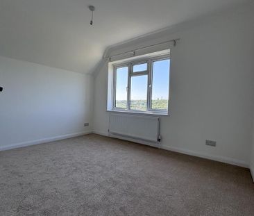 3 bedroom detached house to rent - Photo 5