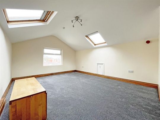 2 bedroom Duplex to rent - Photo 1