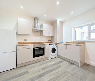 To Let – Heathfield Road, Ainsdale, PR8 – One Bed Ground Floor Apt - Photo 1