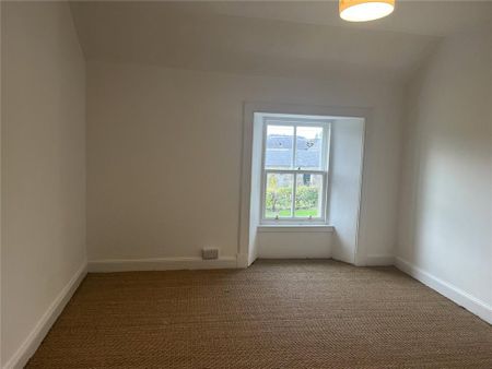 5 bedroom detached house to rent - Photo 5