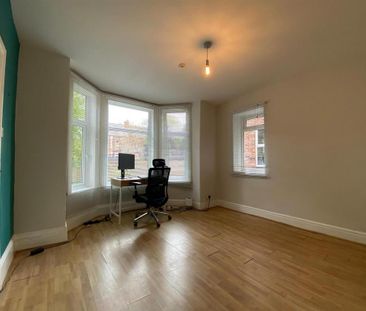 1 bedroom ground floor flat to rent - Photo 4