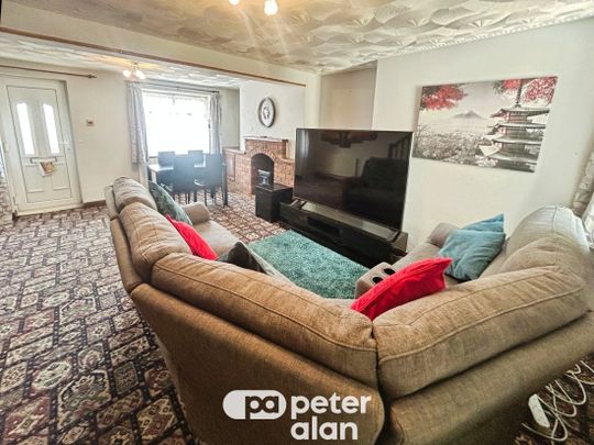 Queens Road, Skewen, NEATH - Photo 1