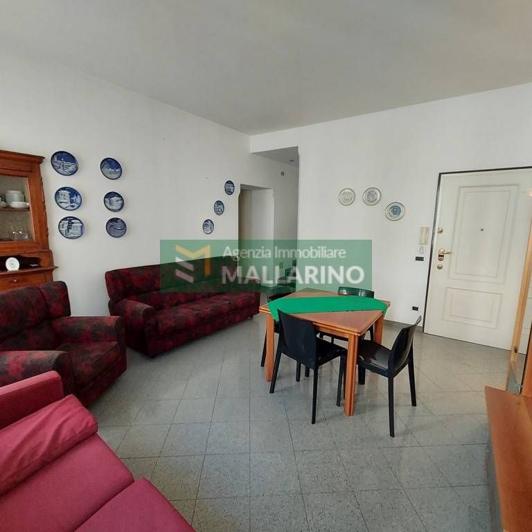 Quadrilocale via Tommaso Pertica, Centro, Finale Ligure - Photo 1