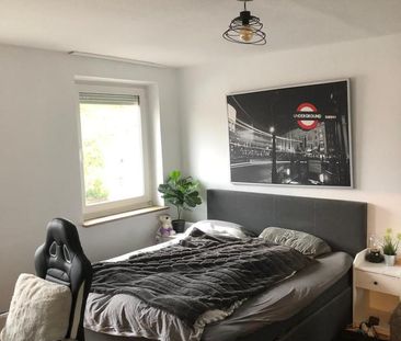 Schöne 2-Zimmer-Wohnung im Herzen von Cadolzburg – mit Einbauküche ... - Foto 1