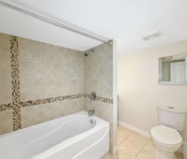 For Lease - 29 Morland Road Unit# Lower, Toronto, Ontario - Photo 4