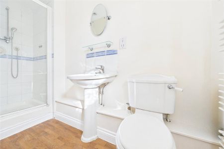 3 bedroom detached house to rent - Photo 3