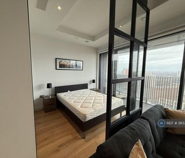 Studio to rent - Photo 2