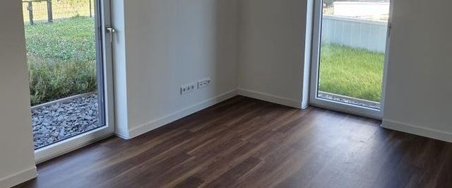 Erstbezug im Neubau! Fußbodenheizung, große Terrasse, Vinyl, moderne Ausstattung! - Photo 1