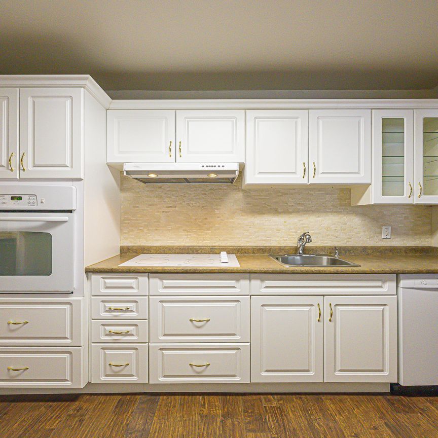 For Lease - 155 Main Street Unit# 227, Newmarket, Ontario - Photo 1