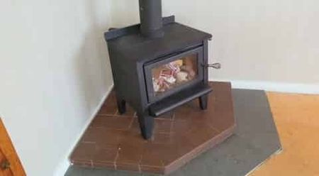 COLE STREET, MASTERTON - 2 BEDROOMS $465 P/W - Photo 2