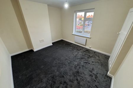 Lloyds Road - Photo 3