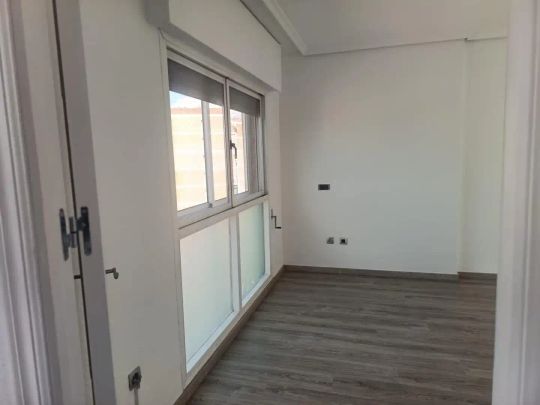 Apartamento de alquiler en Los Remedios - Photo 1