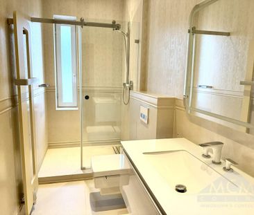 Herrliche, geräumige und helle Wohnung mit großem, überdachten Balk... - Photo 4