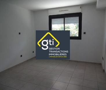 Location Appartement 3 pièces 56m² STE CLOTILDE 97490 - Photo 1
