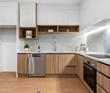 Modern Townhouse – Prime Massey / Royal Height... - Photo 1