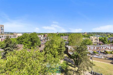 2 bedroom flat to rent - Photo 5