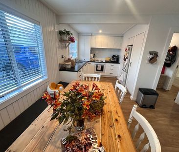 Renovated, 3-Bed, Pet Friendly w Large Cabin - Photo 5