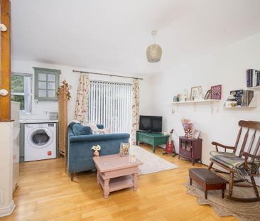 8 Old Mill Cottage, Lisburn, BT28 3RY - Photo 3