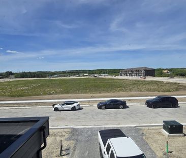 For Lease - 57 Sandels Avenue, Richmond Hill, Ontario - Photo 6