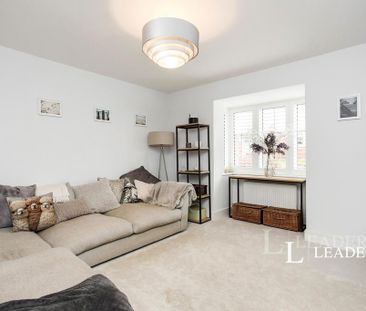 4 bedroom semi-detached house to rent - Photo 1