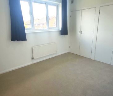 Sutton Close - Photo 5