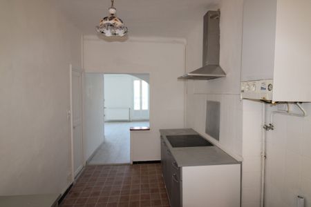 Location Appartement 3 pièces 69m² HYERES 83400 - Photo 5