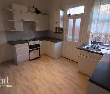 3 bedroom terraced house to rent - Photo 6