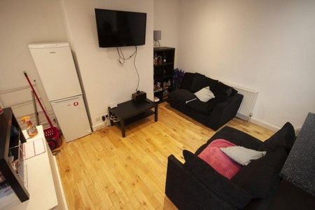 3 bedroom house share to rent - Photo 2