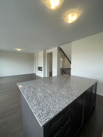 For Lease - 913 Rexton Drive, Oshawa, Ontario - Photo 5