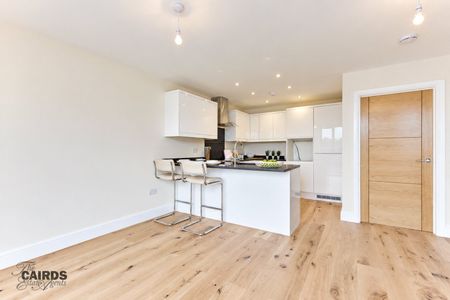 3 Alexandra Road, Epsom, Surrey, KT17 4BH - Photo 2