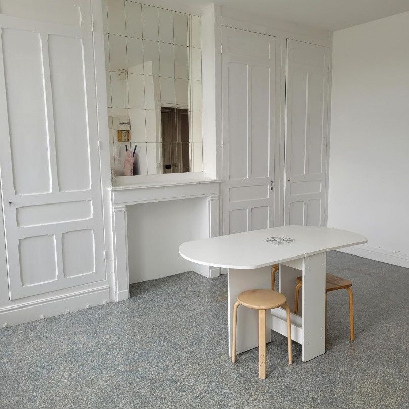 Location Appartement 2 pièces 40m² HAZEBROUCK 59190 - Photo 1