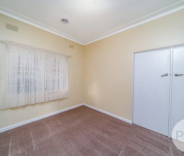 97 Fernleigh Road, Turvey Park NSW 2650 - Photo 5