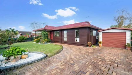 Charming 3BR Home in Burswood - Photo 4