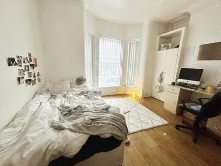 7 bedroom terraced house to rent - Photo 3