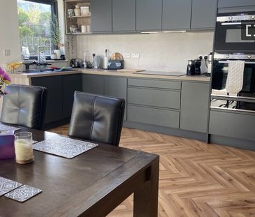 Room for rent in 3-bedroom apartment in Dublin, Dublin - Photo 6