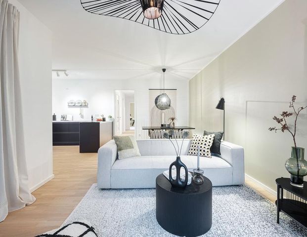 Wohnen in ruhiger Innenstadtlage - 3 Zimmer Dachgeschoss - Photo 1