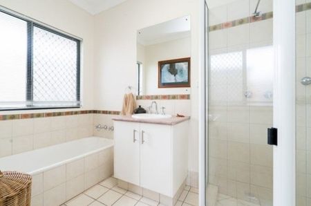 31 Odegaard Drive, Rosebery NT 832 - Photo 3